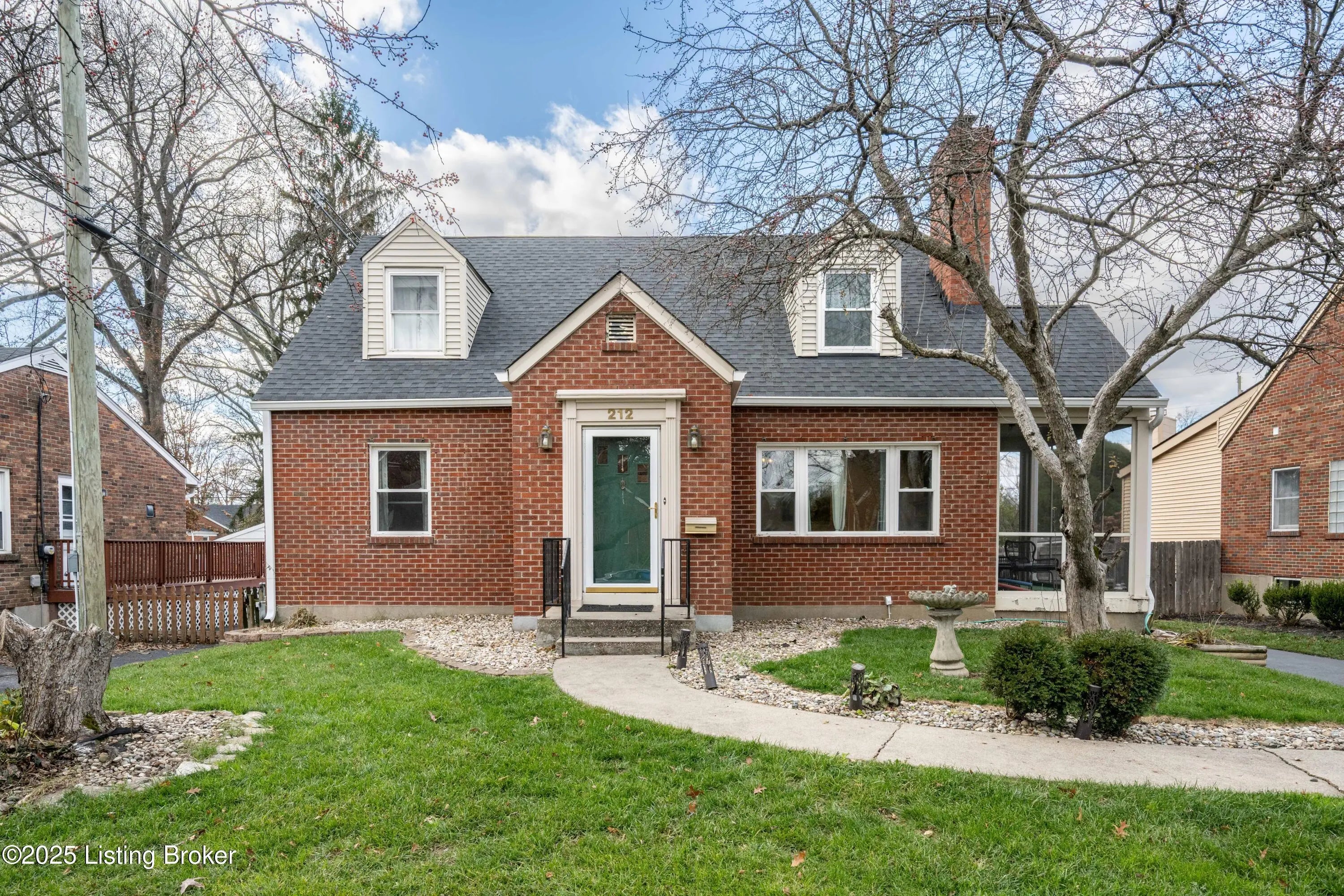 Photo of Listing #1704536