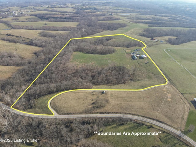 900b Lawrenceburg Rd, Willisburg