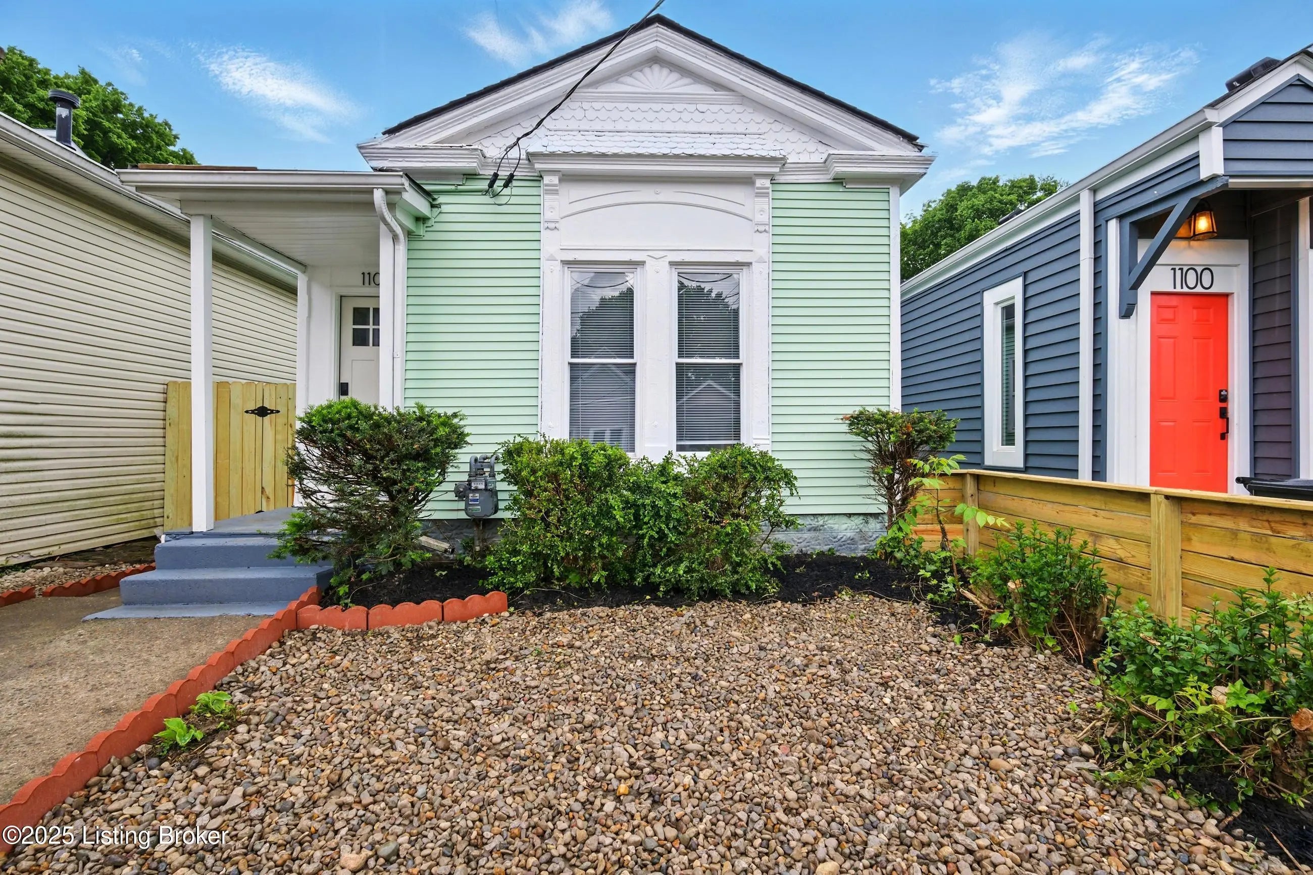 Photo of Listing #1704573