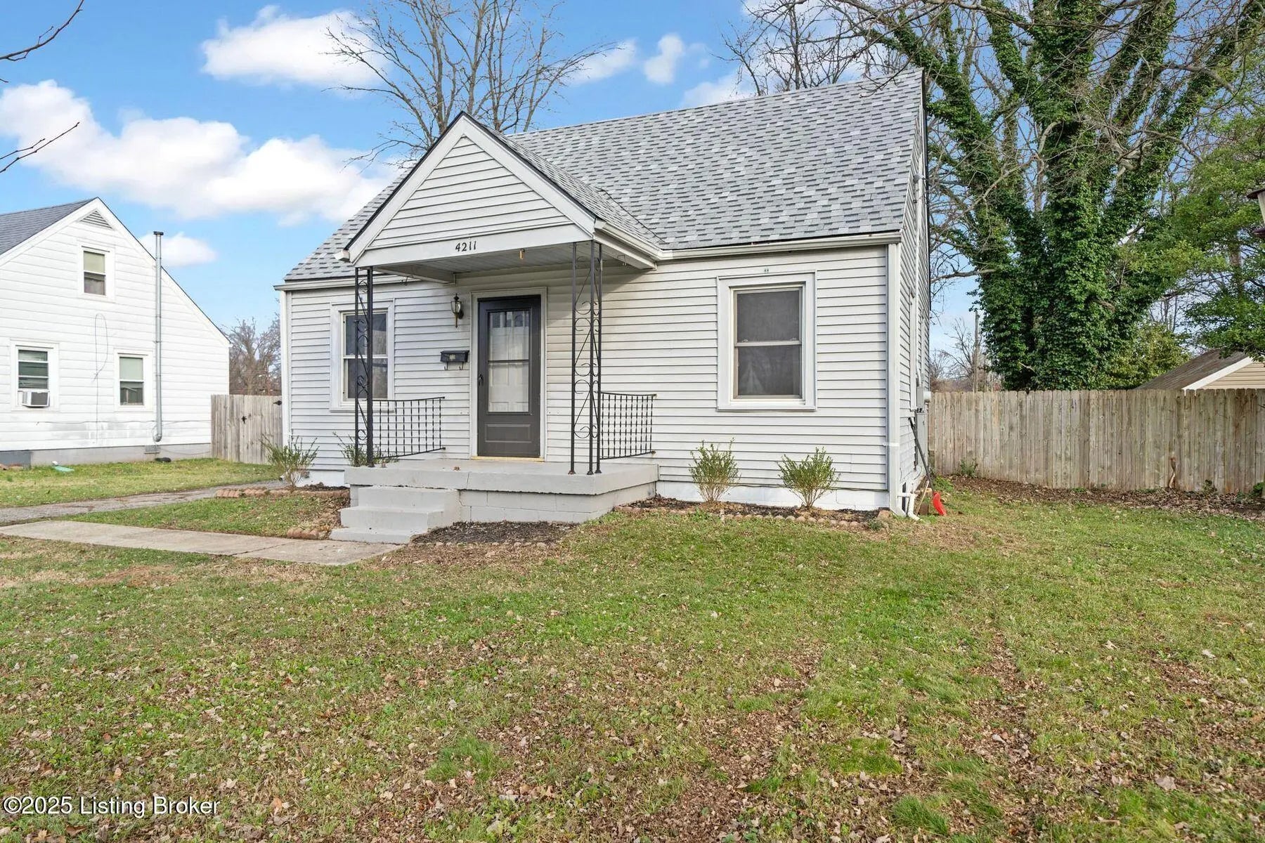 Photo of Listing #1704650