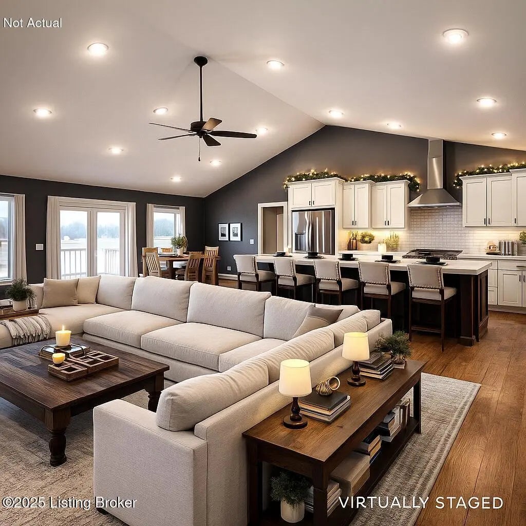 Photo of Listing #1704630