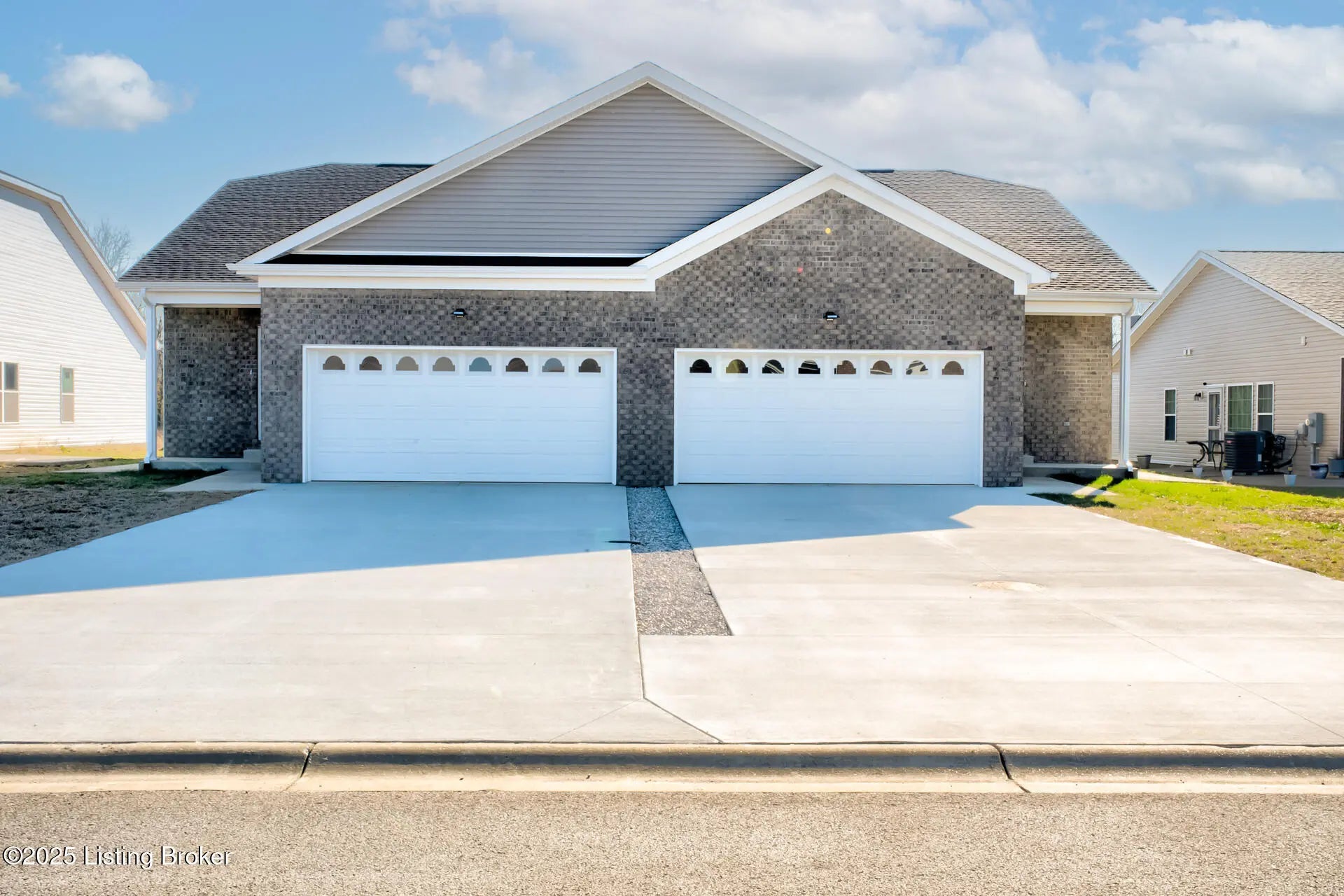 Photo of Listing #1705971