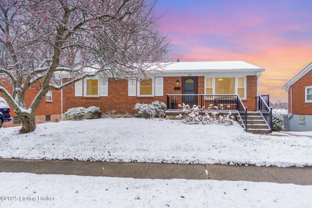 2021 Larkspur Dr, Lexington