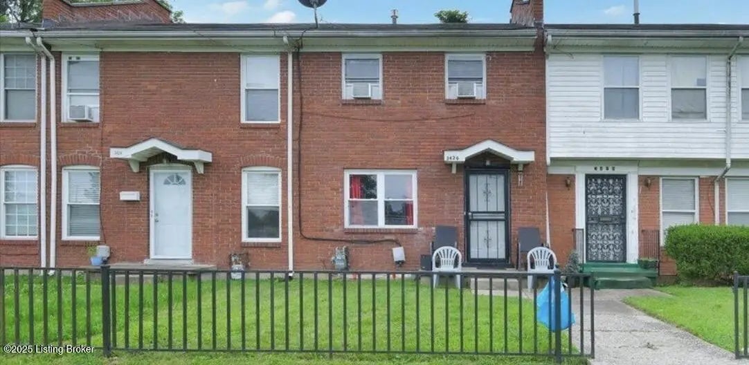 Photo of Listing #1705004