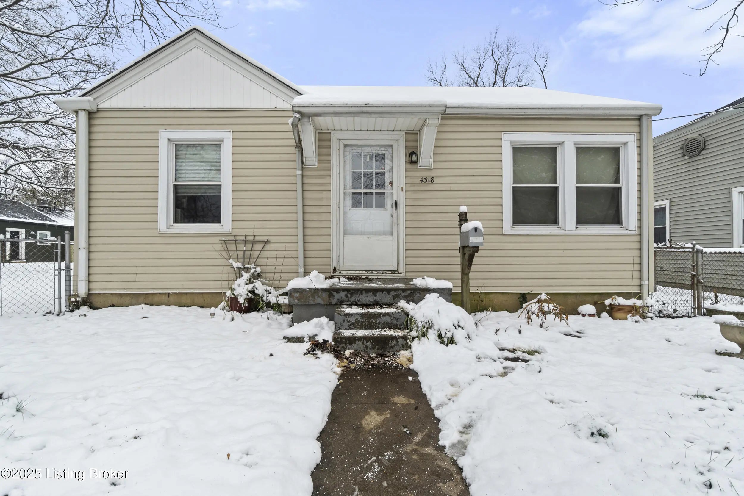 Photo of Listing #1704819