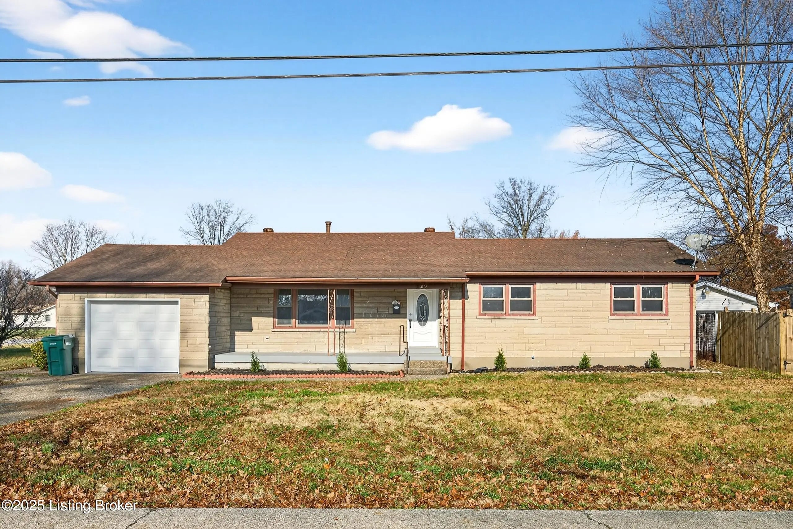 Photo of Listing #1704747