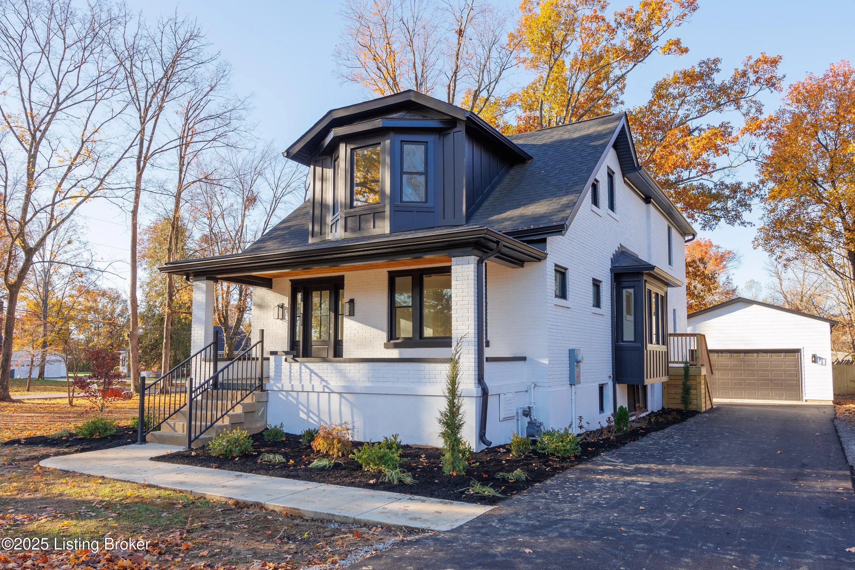 Photo of Listing #1704800