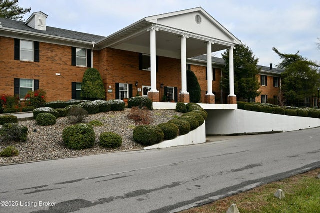 1616 Gardiner Ln 210, Louisville