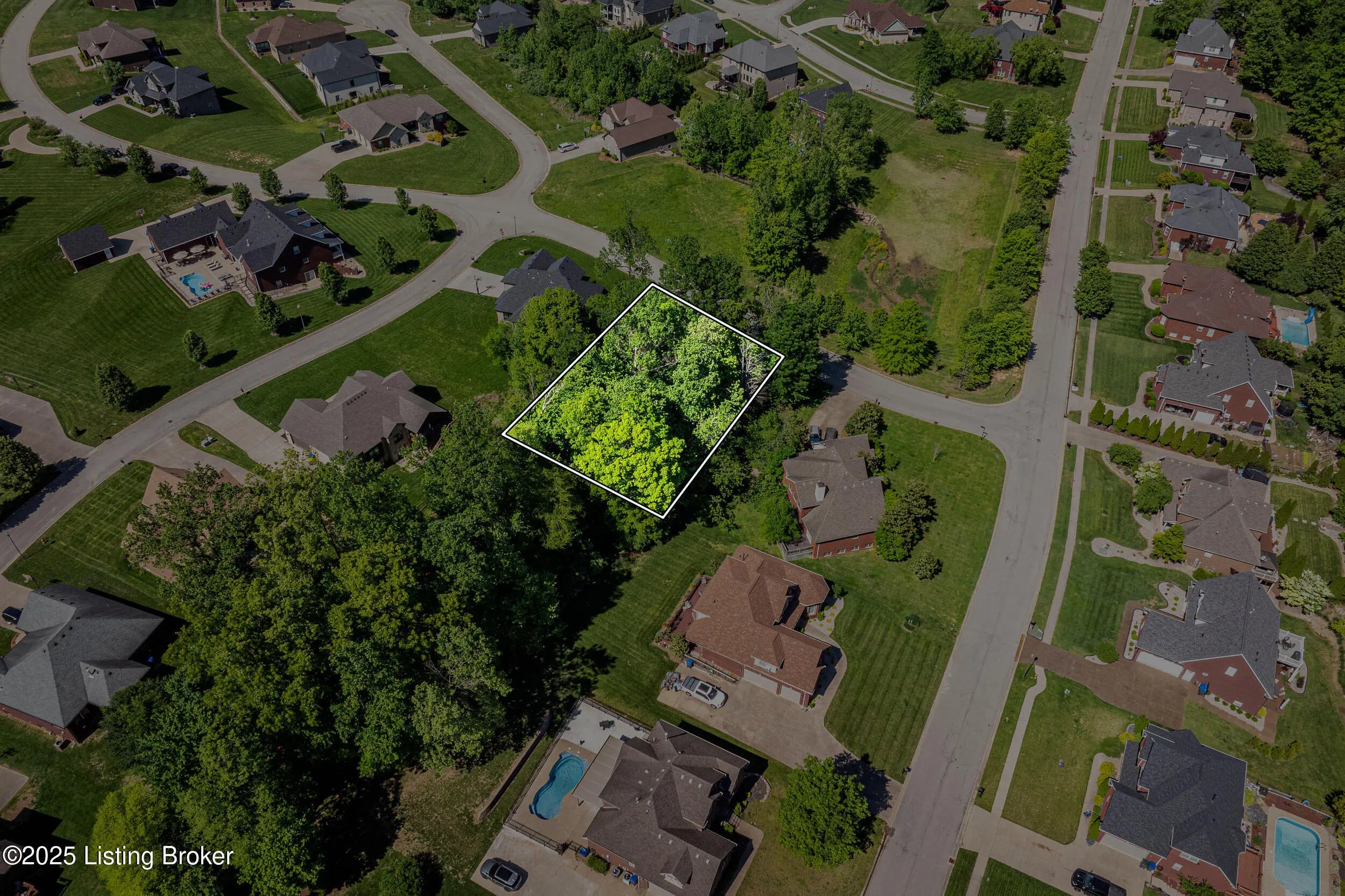 Photo of Listing #1704935