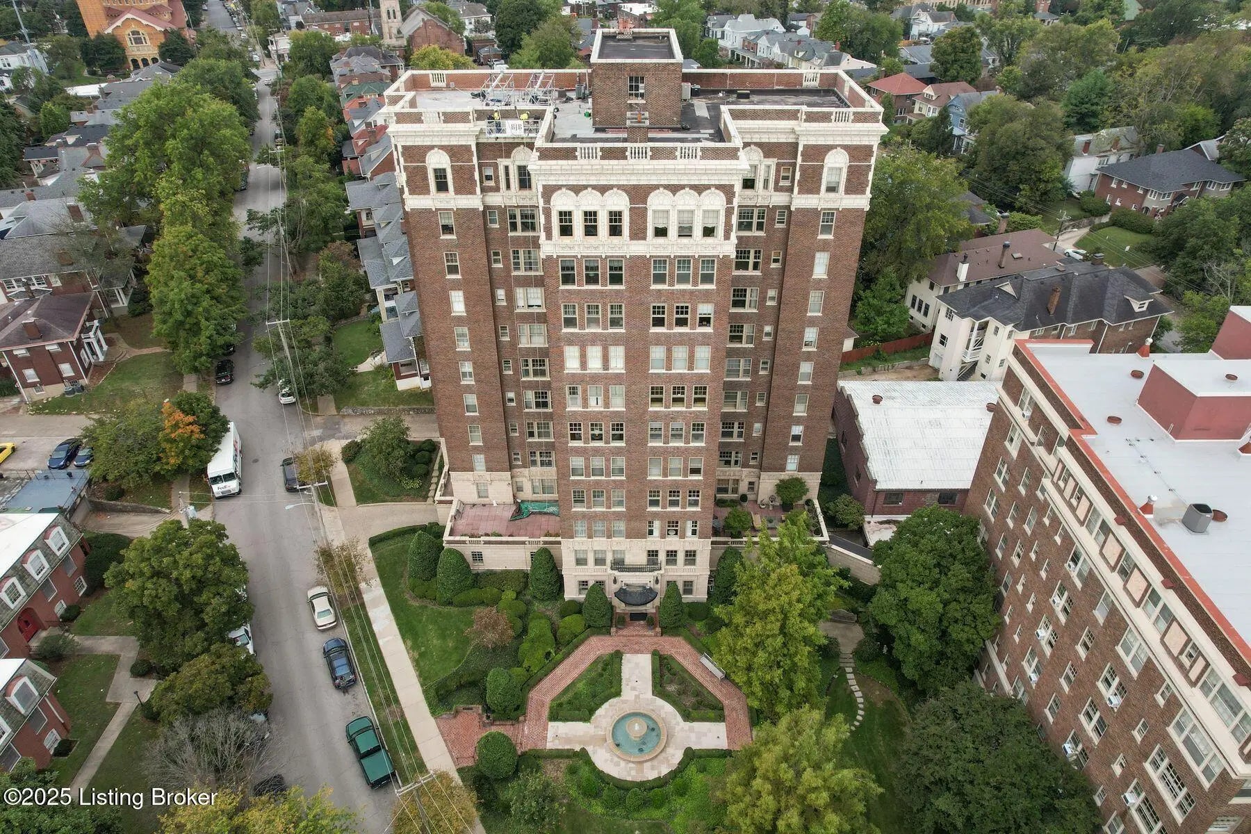 Photo of Listing #1704826