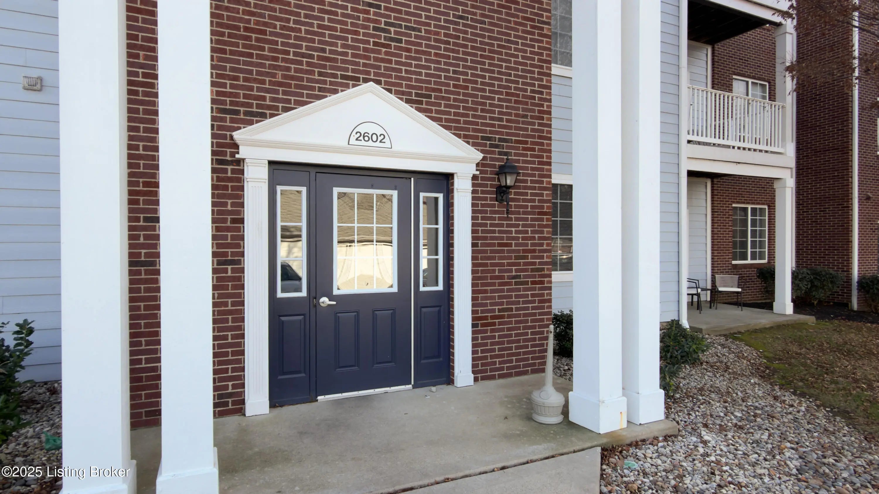 Photo of Listing #1704880