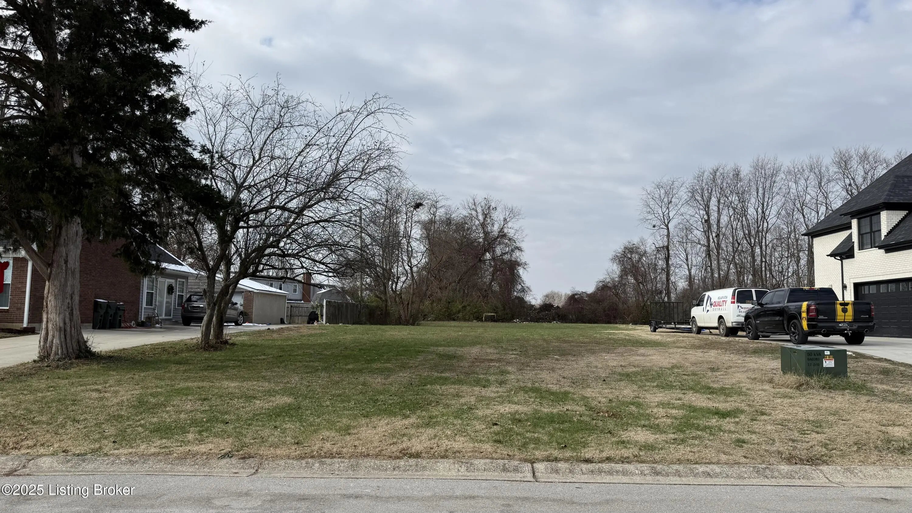 Photo of Listing #1704904