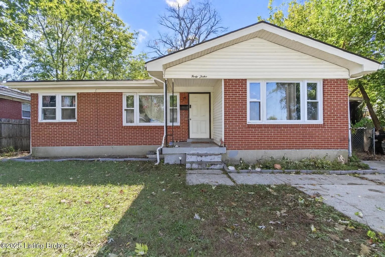 Photo of Listing #1705196