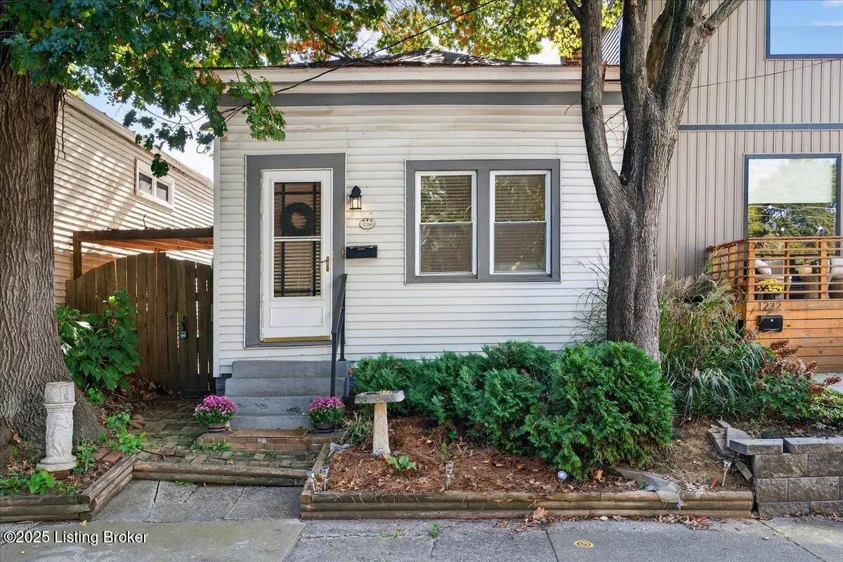 Photo of Listing #1705008