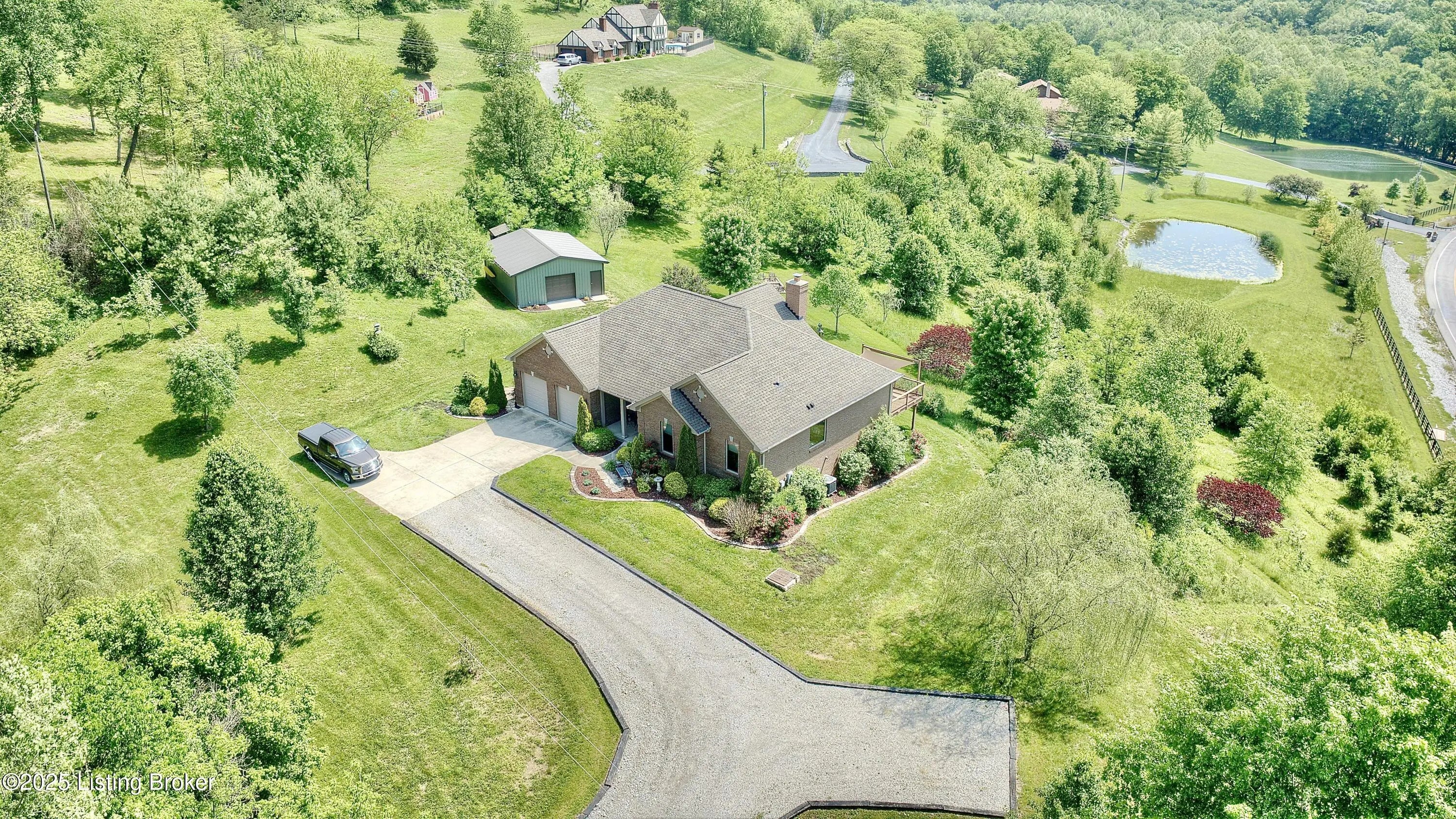 Photo of Listing #1705035