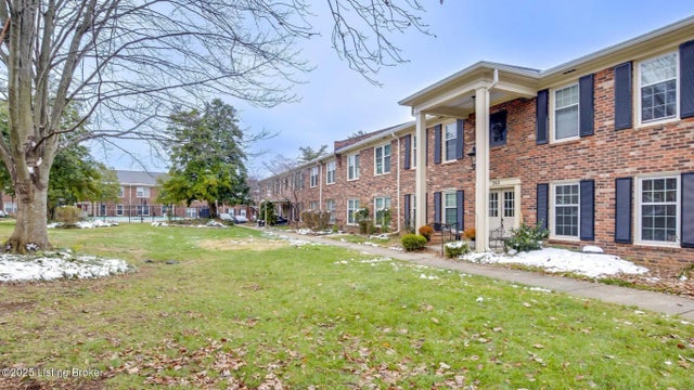 262 Salisbury Square Apt 102, Louisville