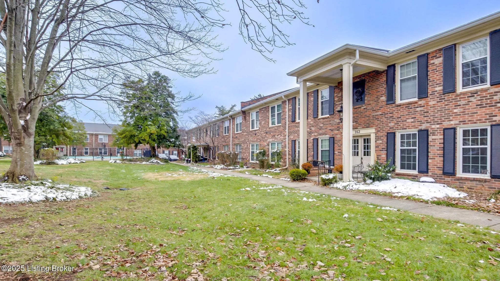 Photo of Listing #1705207