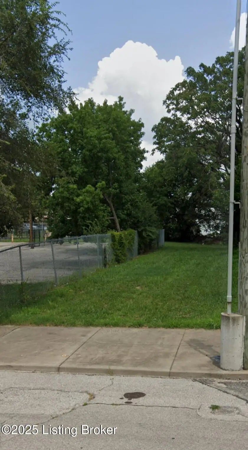 Photo of Listing #1705040