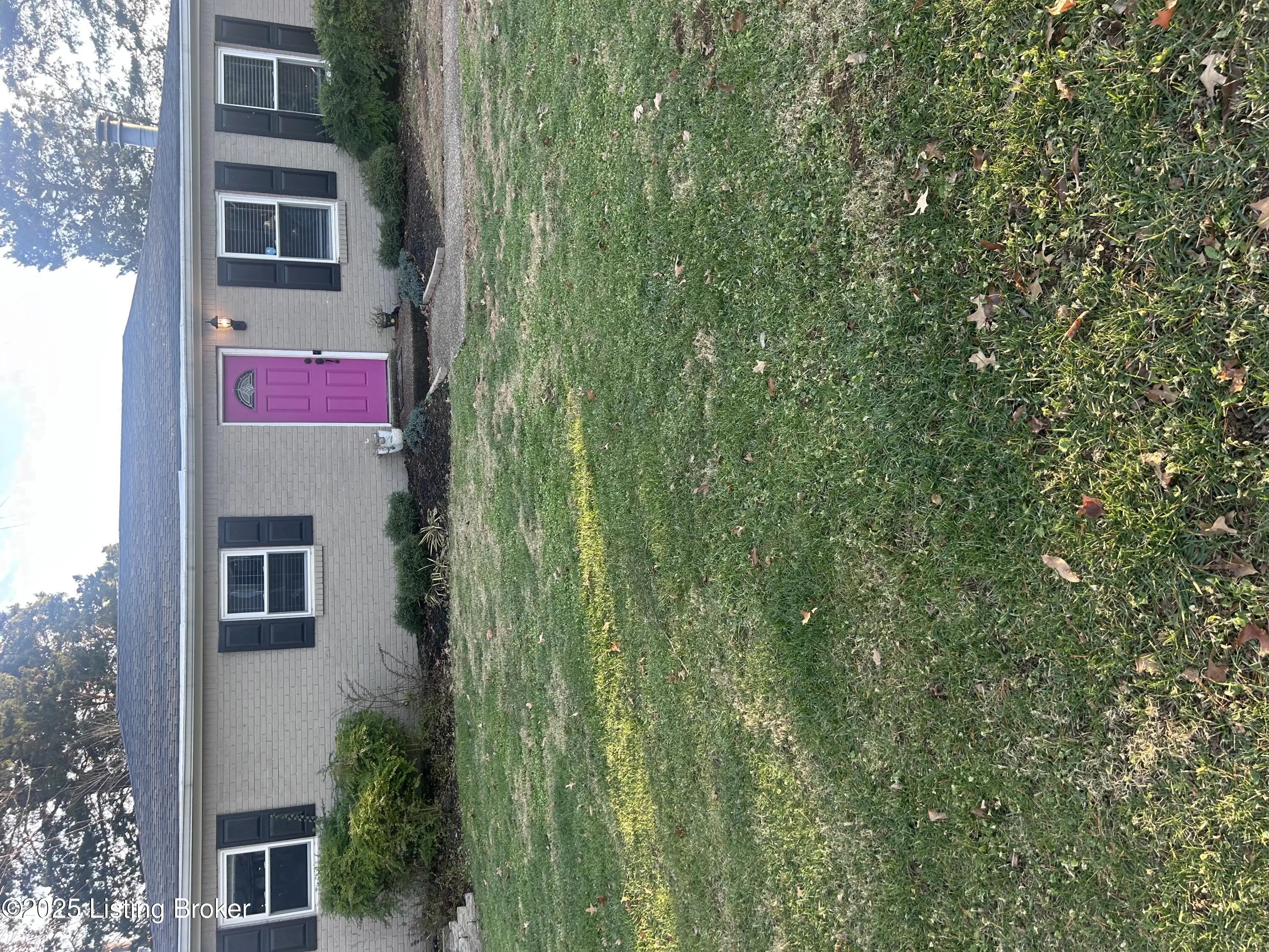 Photo of Listing #1705084