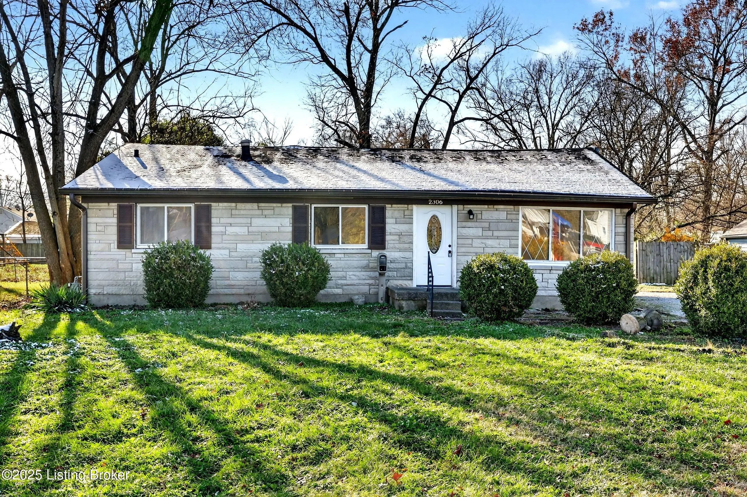 Photo of Listing #1705064