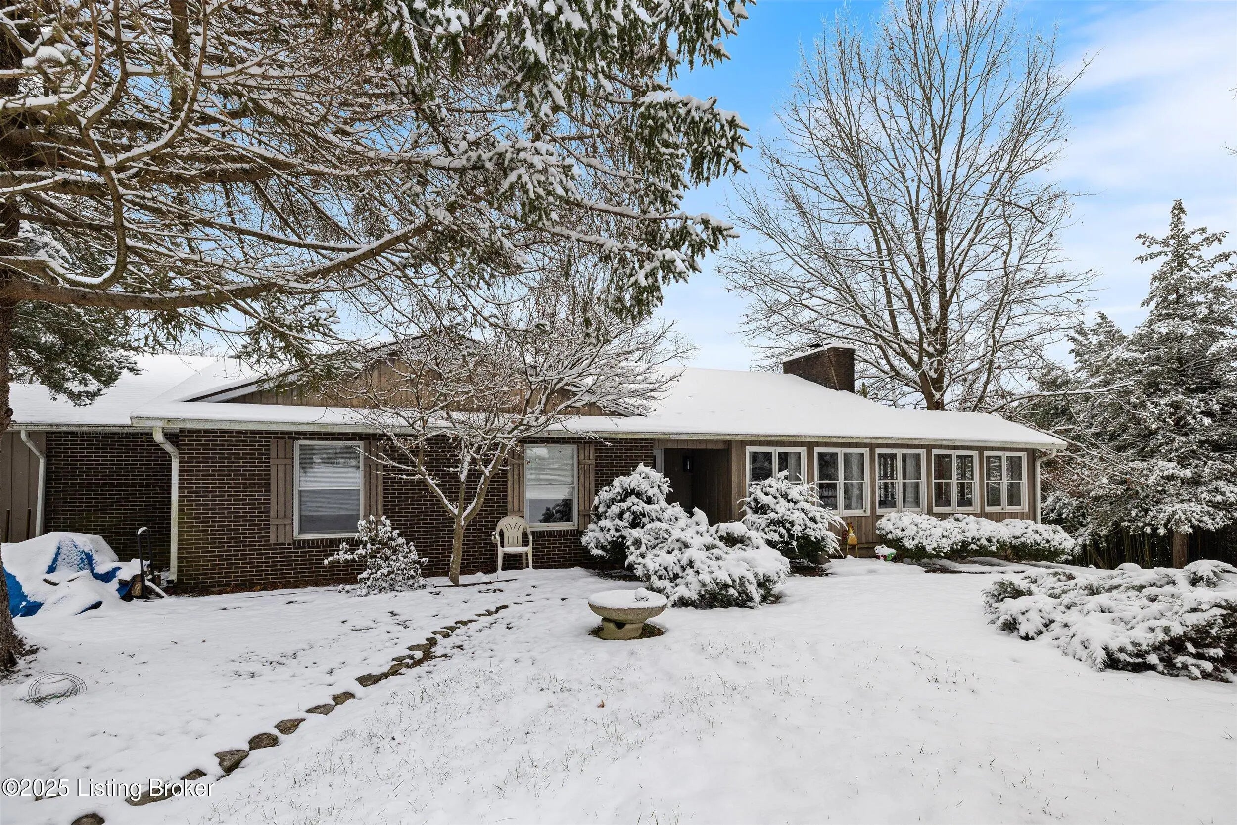 Photo of Listing #1705242