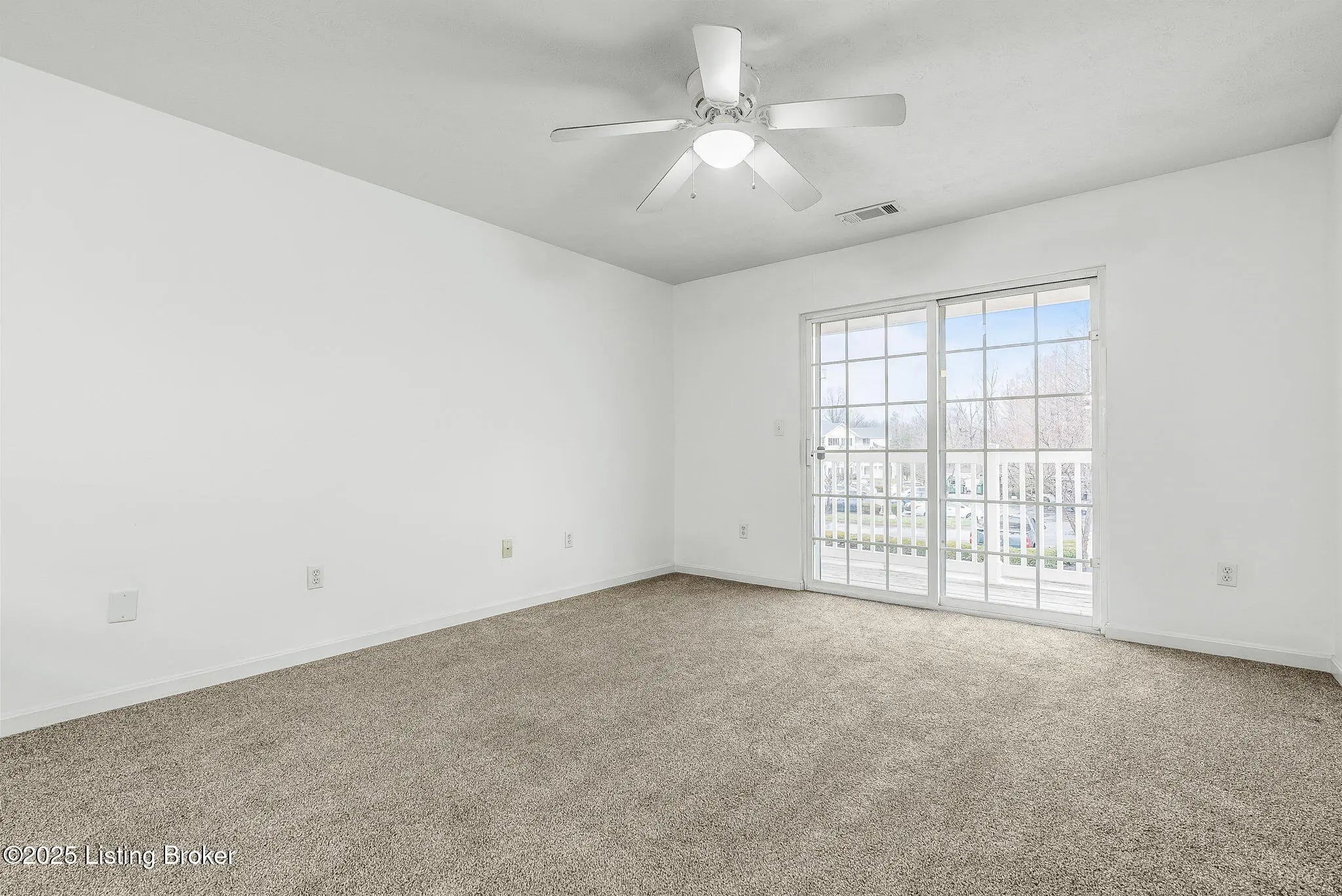 Photo of Listing #1705273