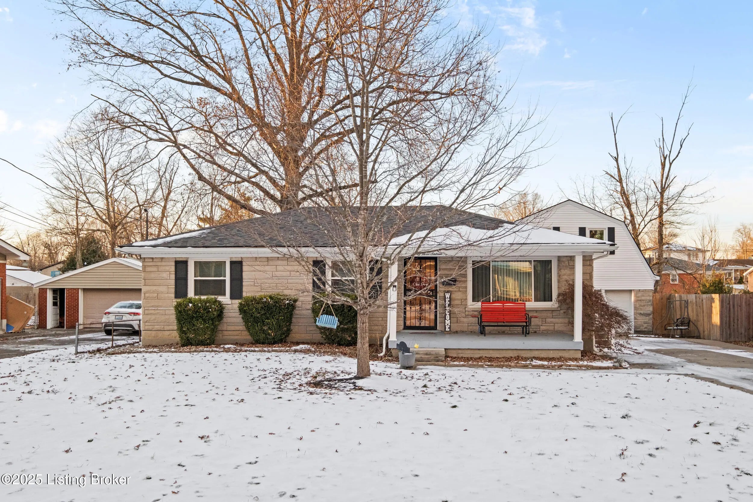 Photo of Listing #1705507