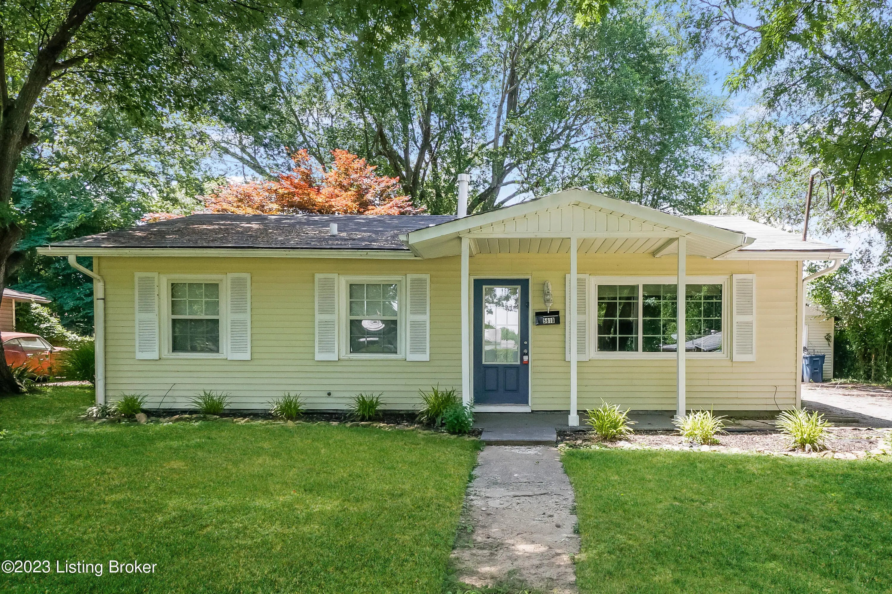 Photo of Listing #1705157