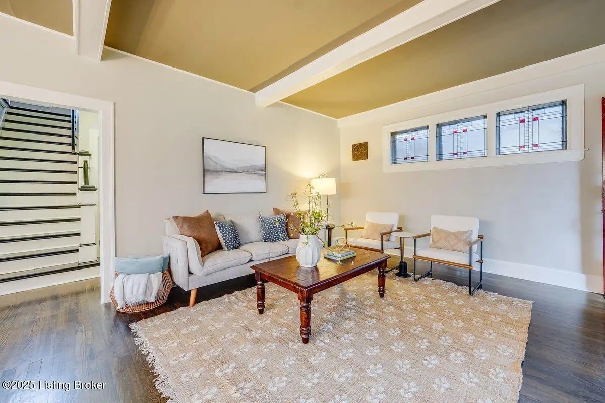 Photo of Listing #1705176