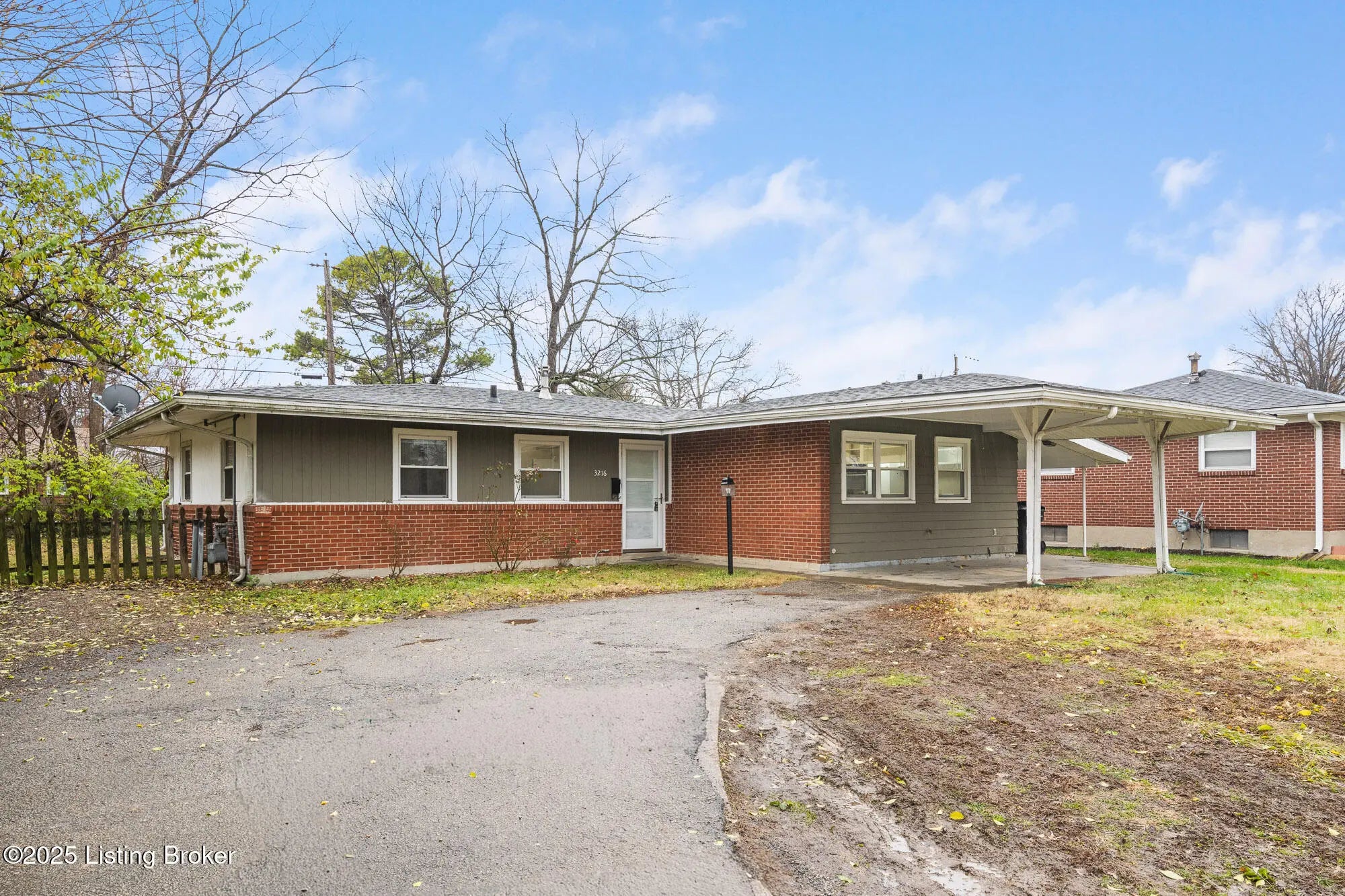 Photo of Listing #1705248