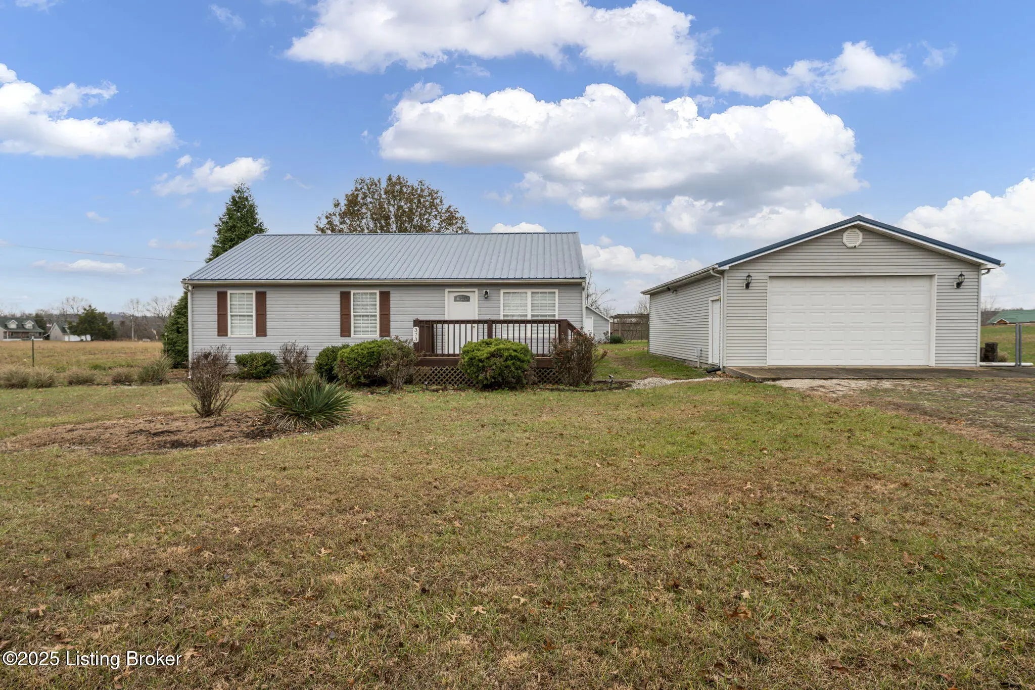 Photo of Listing #1705216