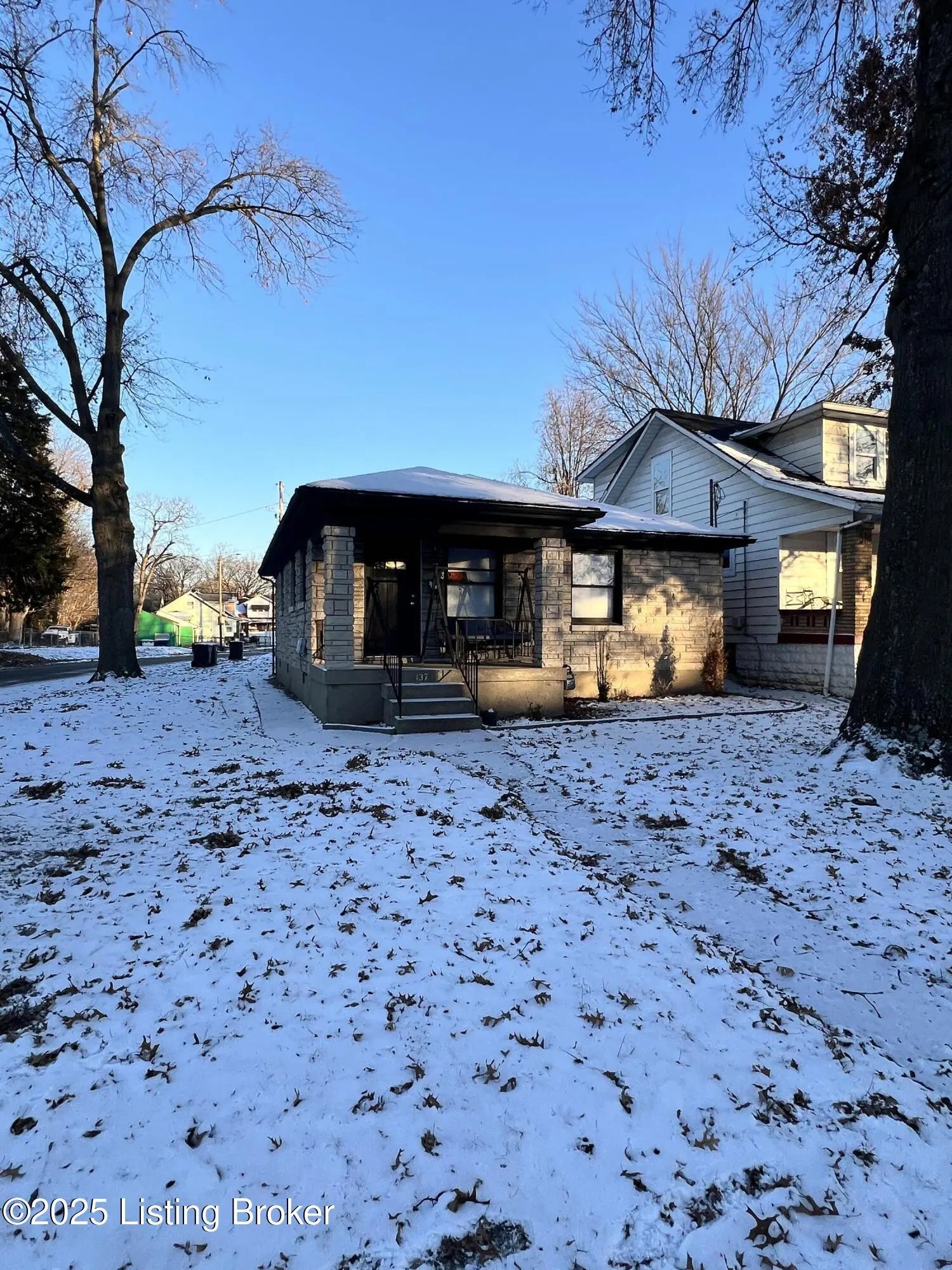 Photo of Listing #1705322