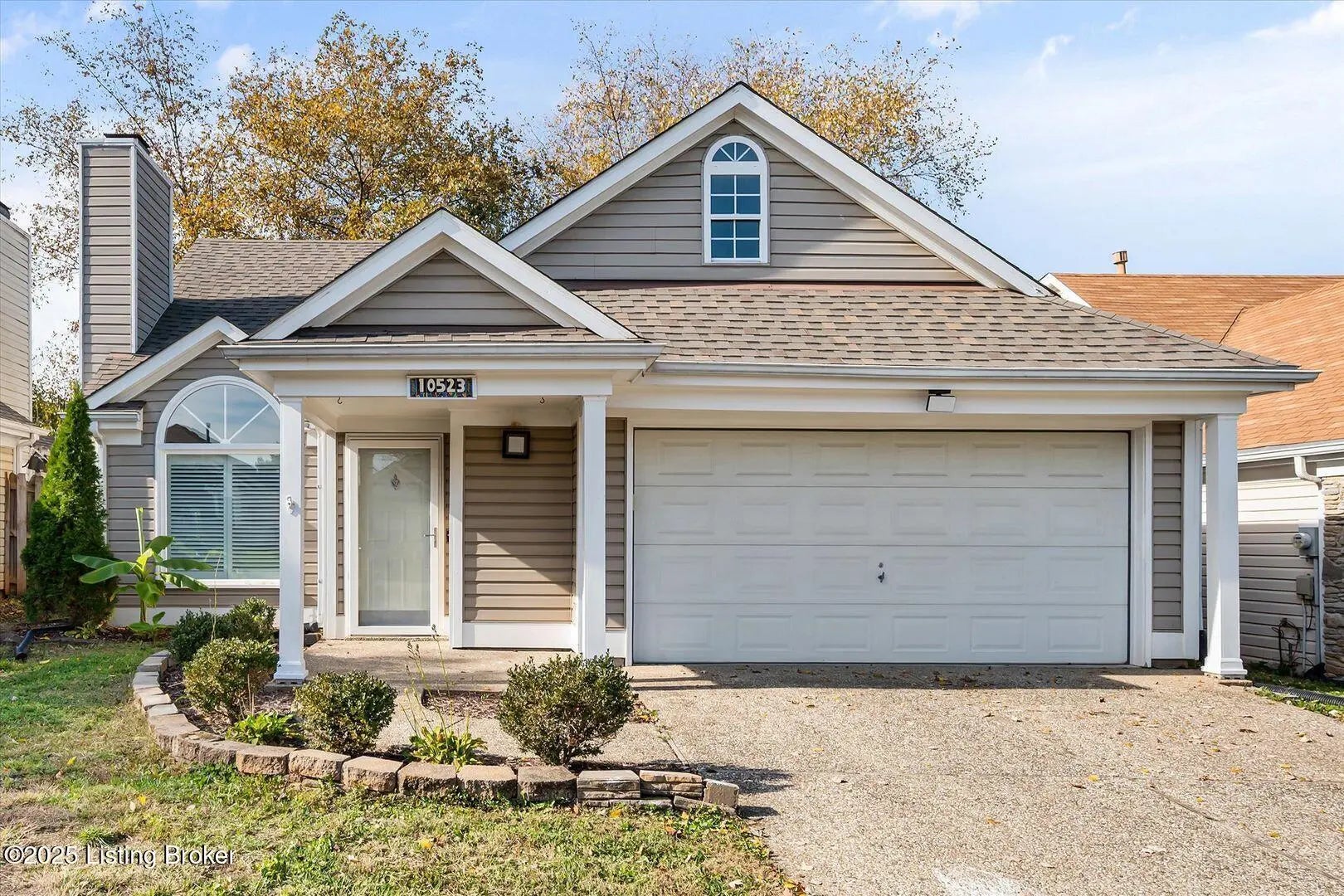 Photo of Listing #1705335