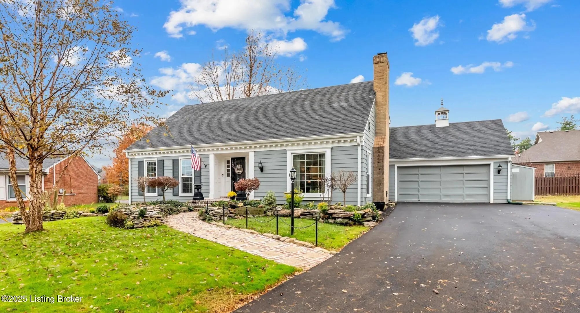 Photo of Listing #1705369