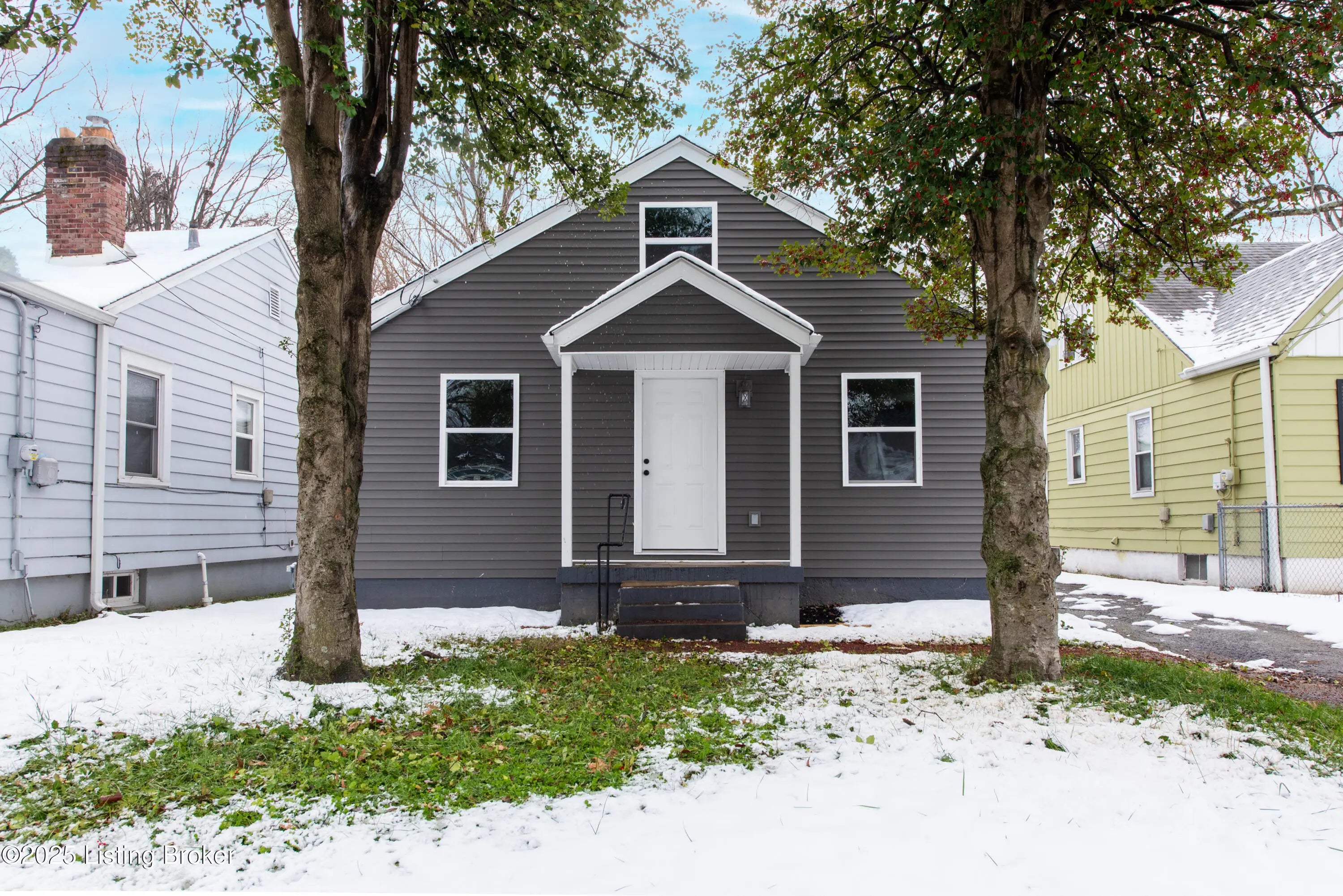 Photo of Listing #1705362