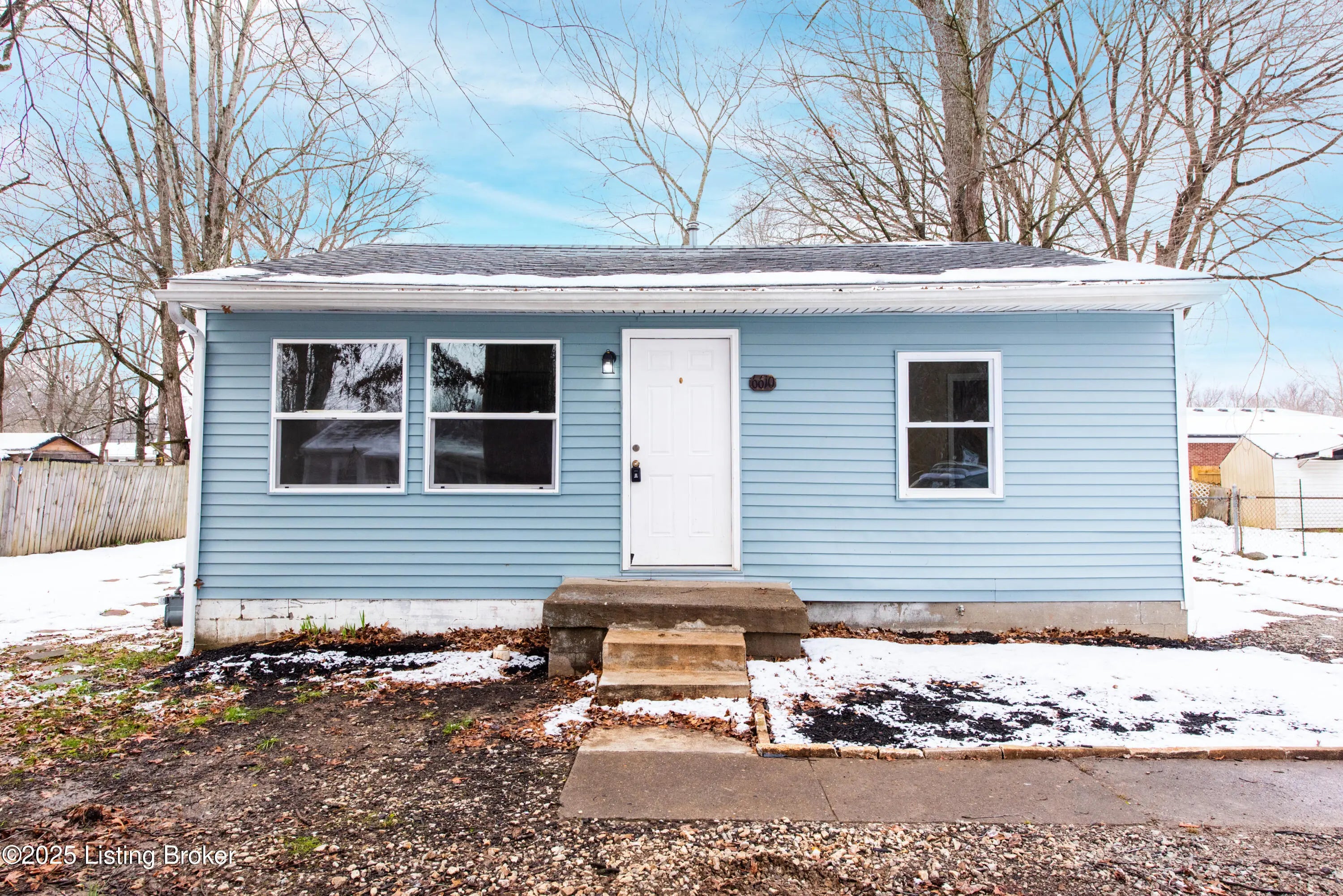 Photo of Listing #1705367