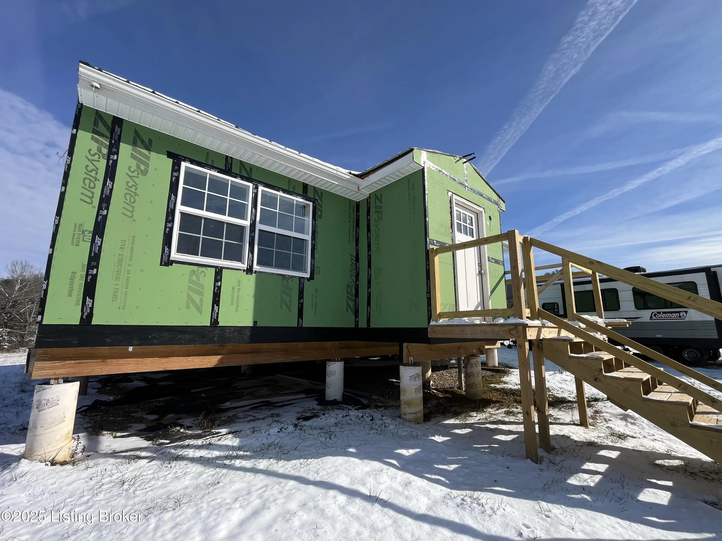 Photo of Listing #1705469