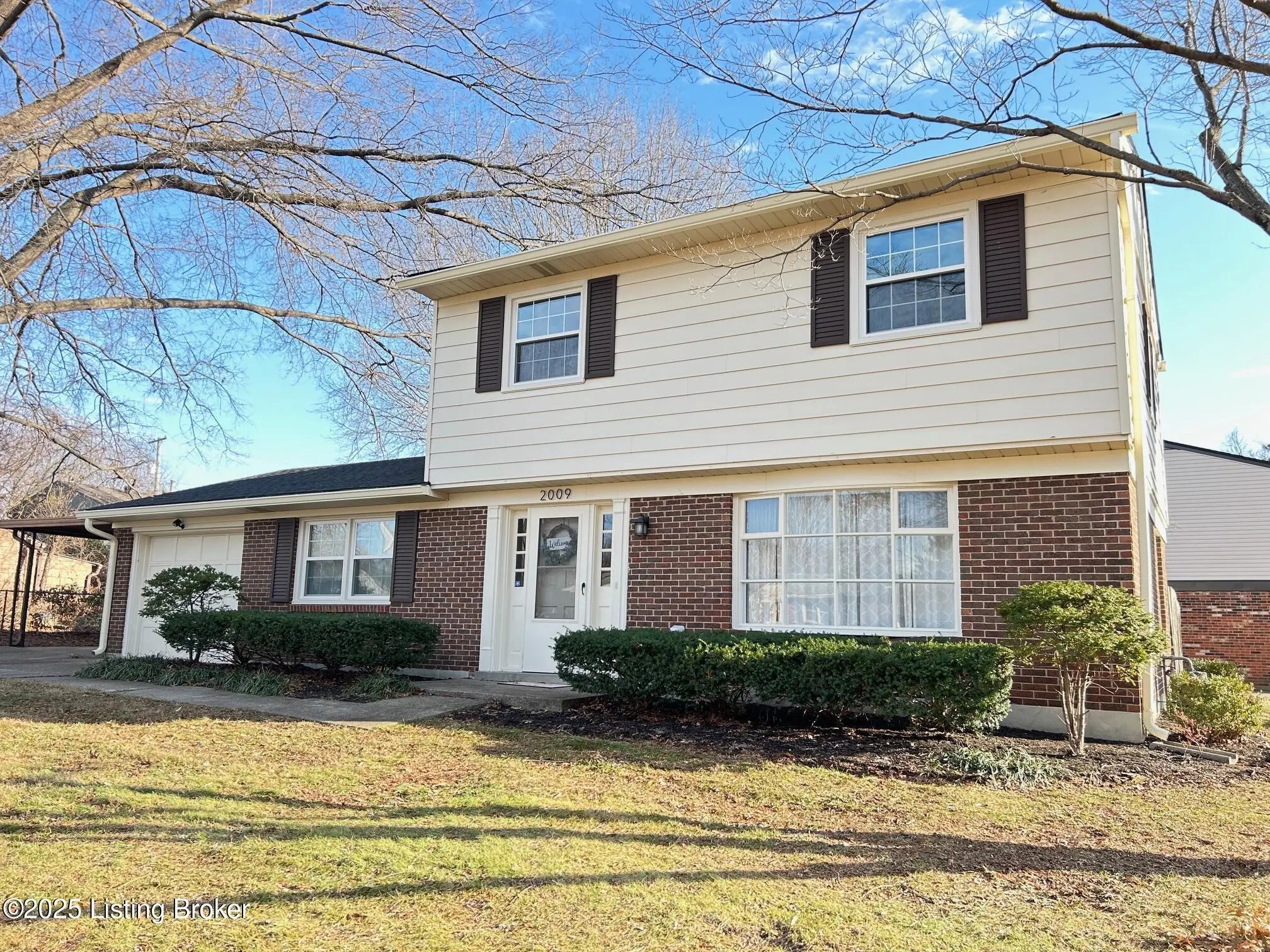 Photo of Listing #1705533