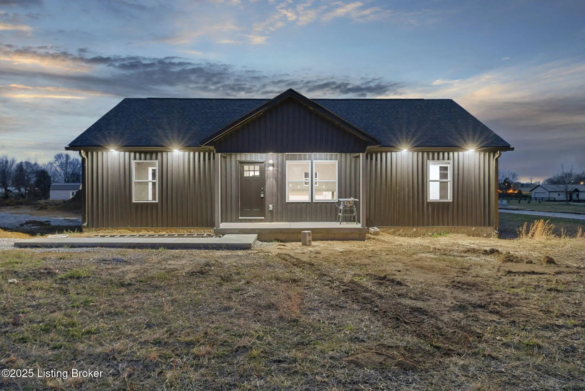 Photo of Listing #1705495