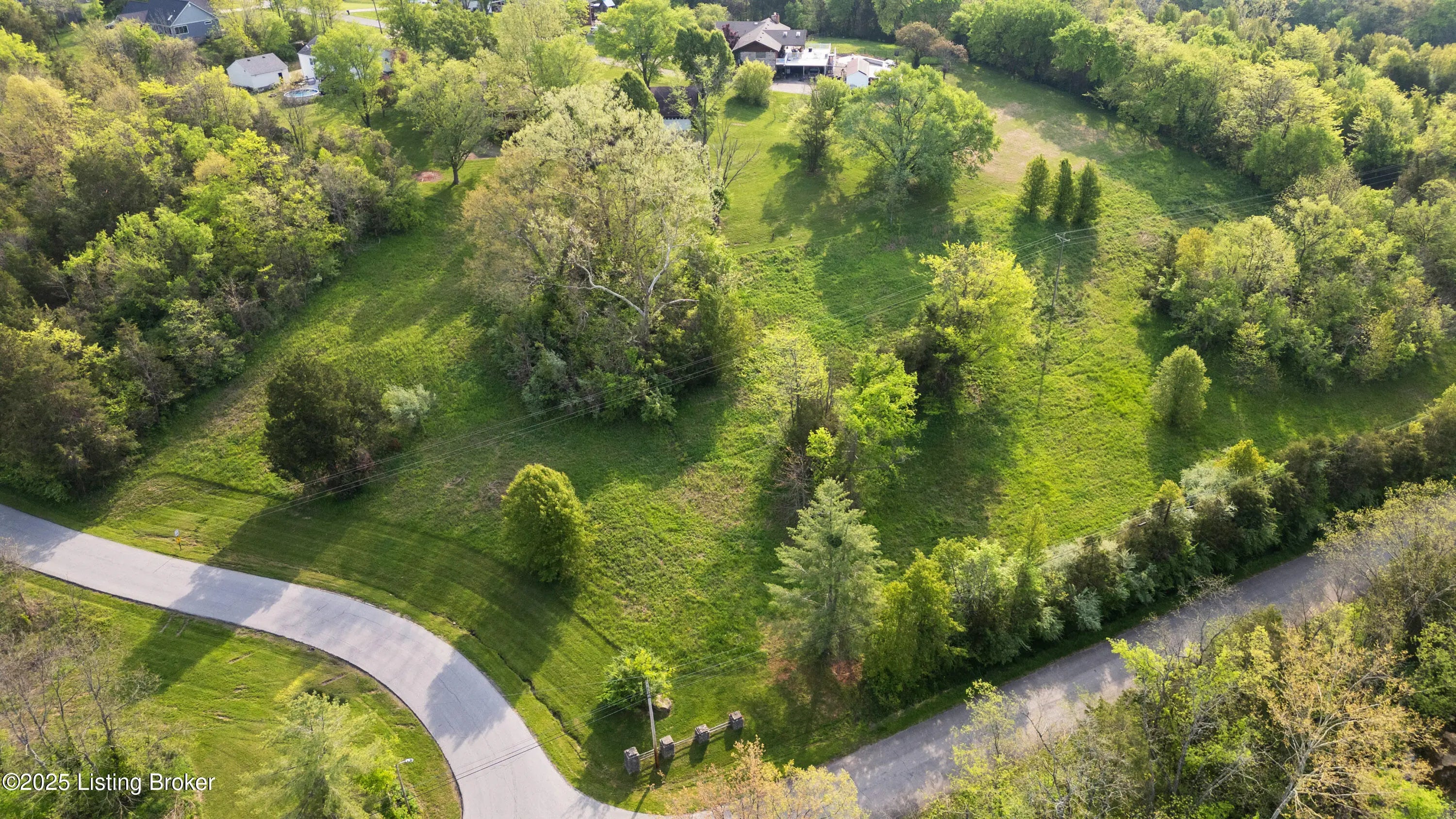 Photo of Listing #1705501