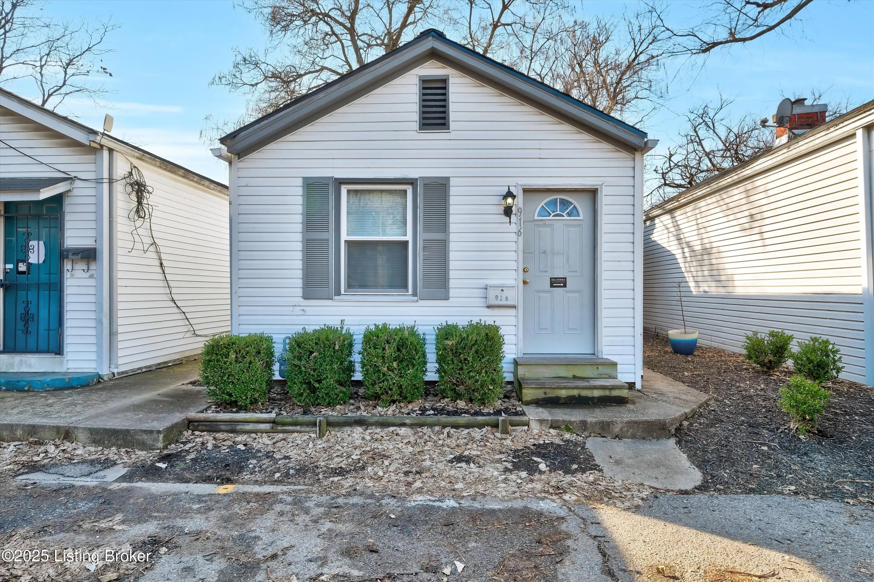 Photo of Listing #1705557