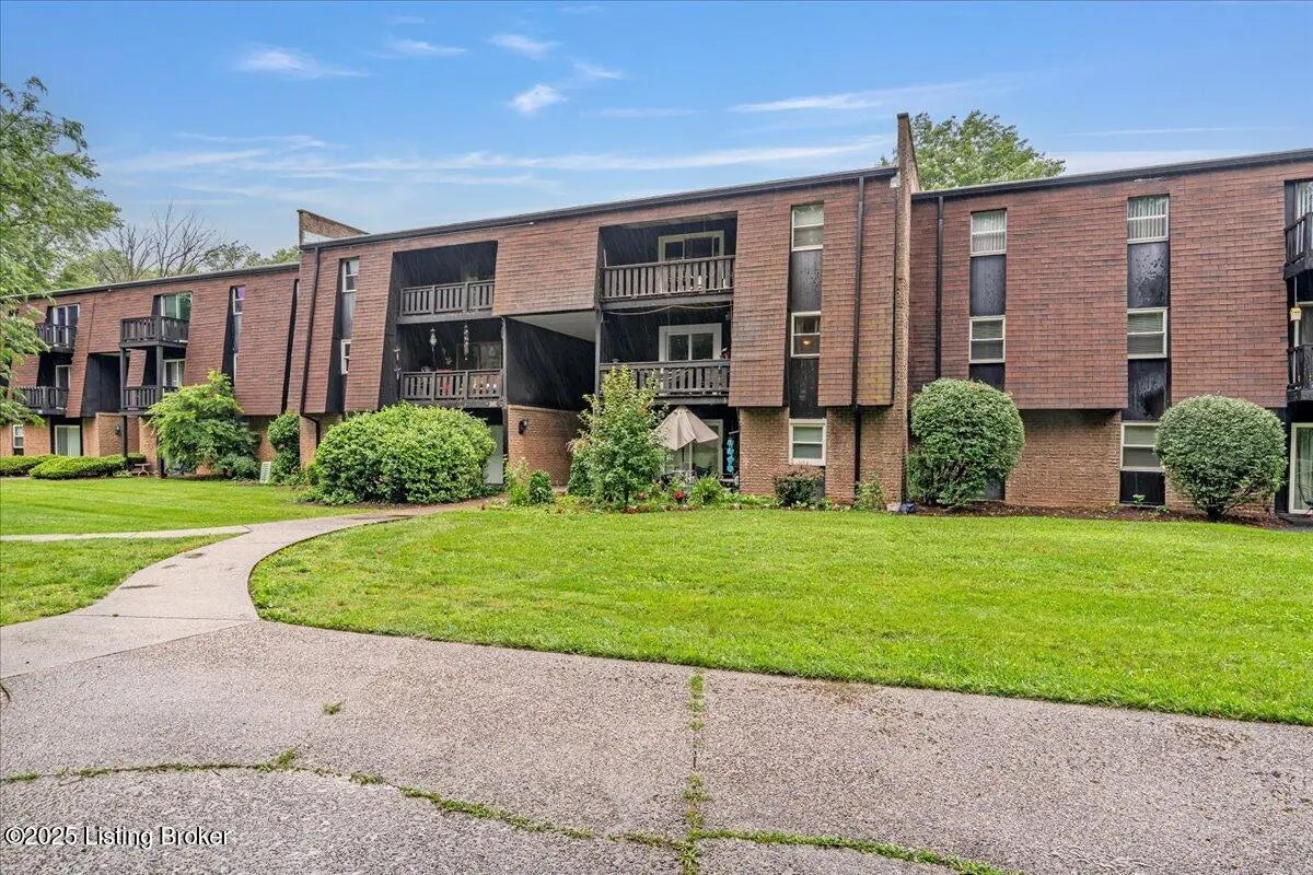 Photo of Listing #1705562