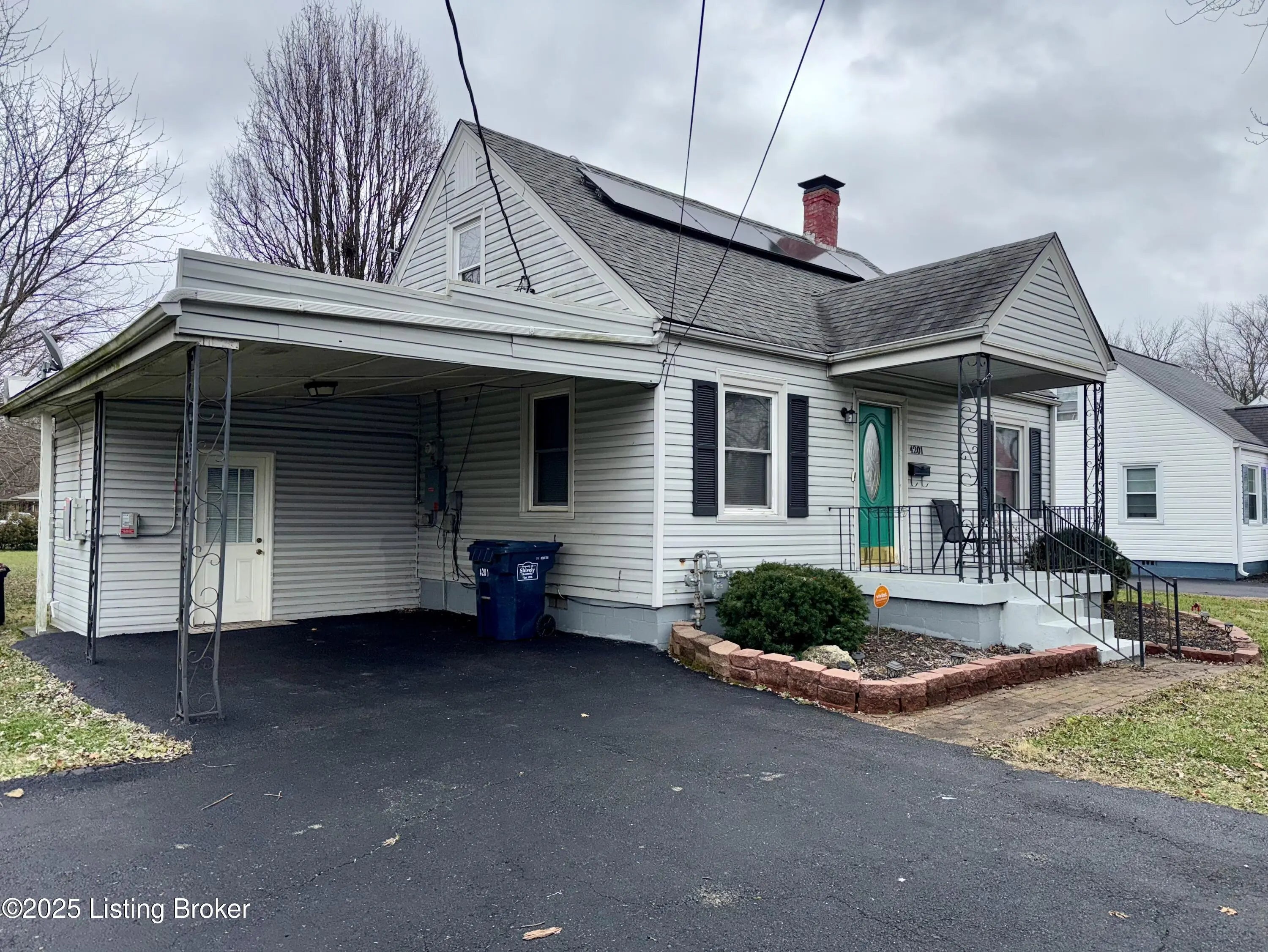 Photo of Listing #1705775