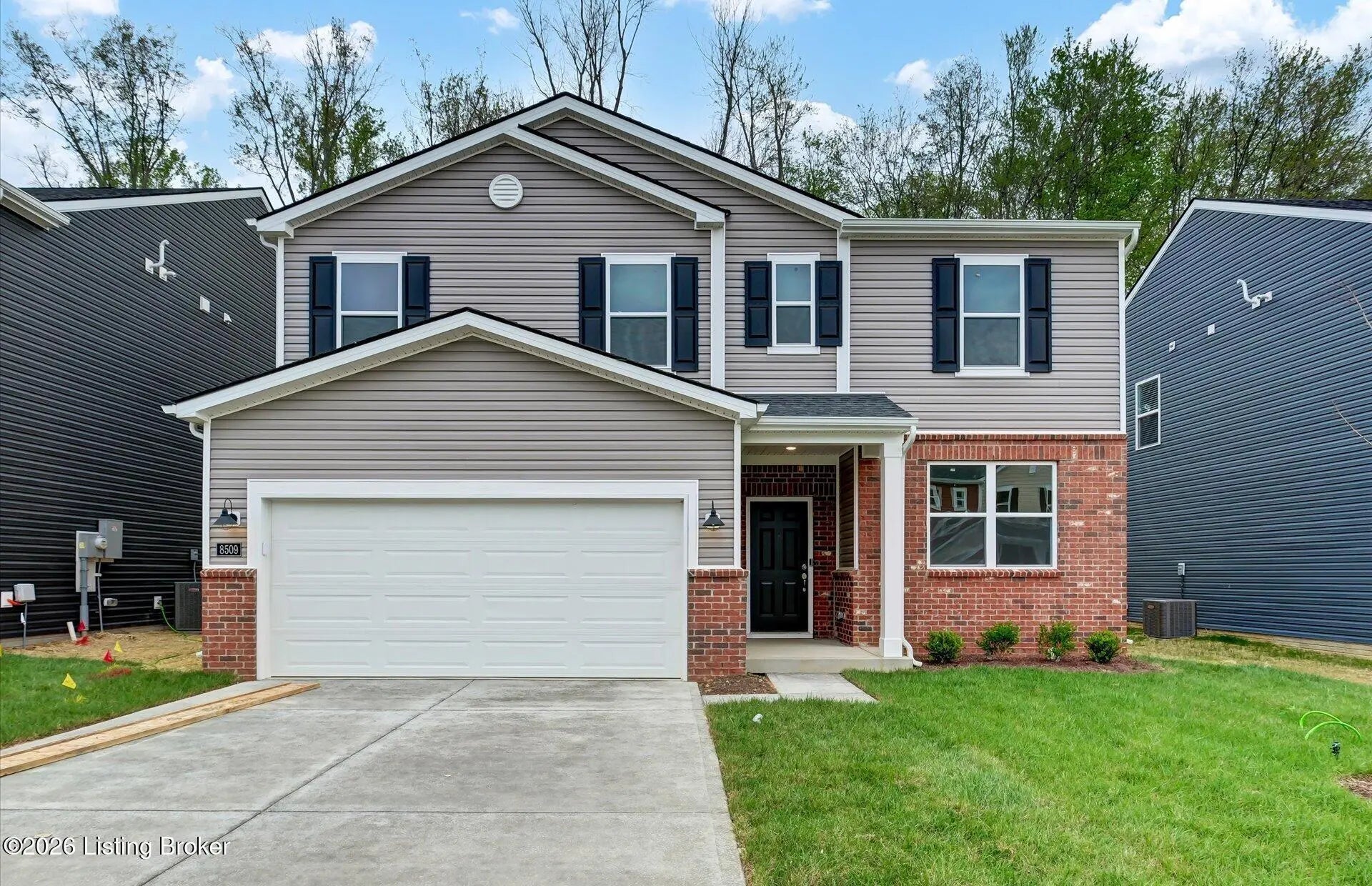 Photo of Listing #1705633