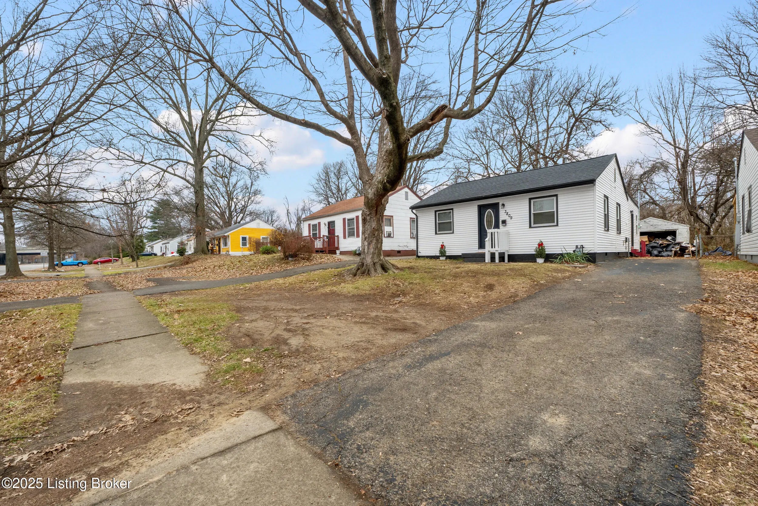 Photo of Listing #1705732