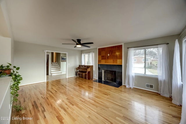 609 Wilderness Rd, Louisville