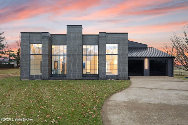 704 Hollow Trace, Shelbyville