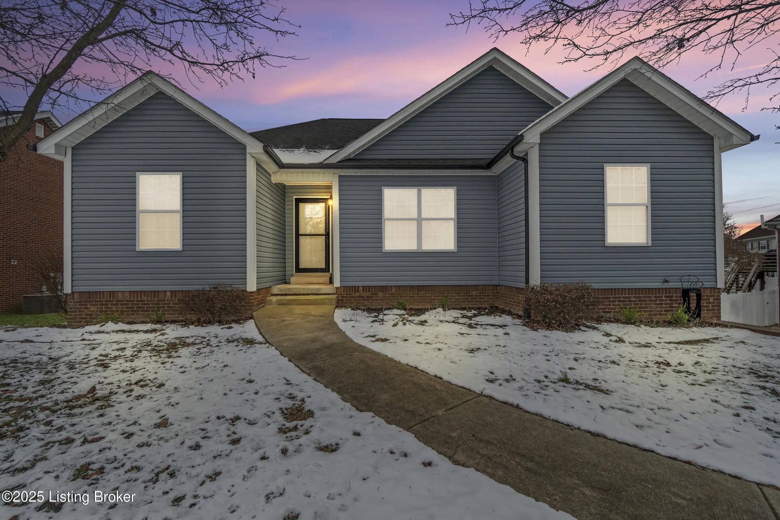 Photo of Listing #1706023