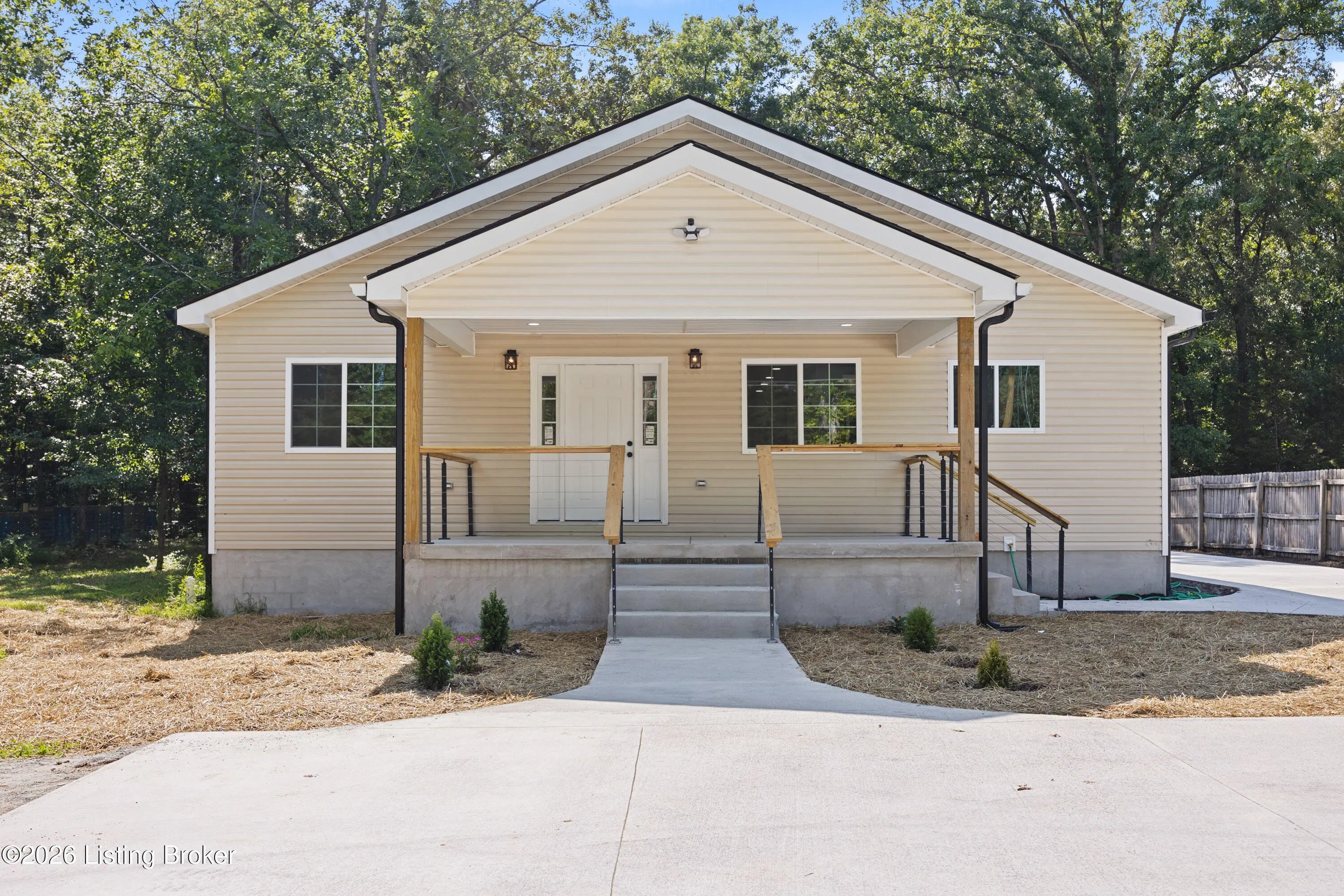 Photo of Listing #1705997