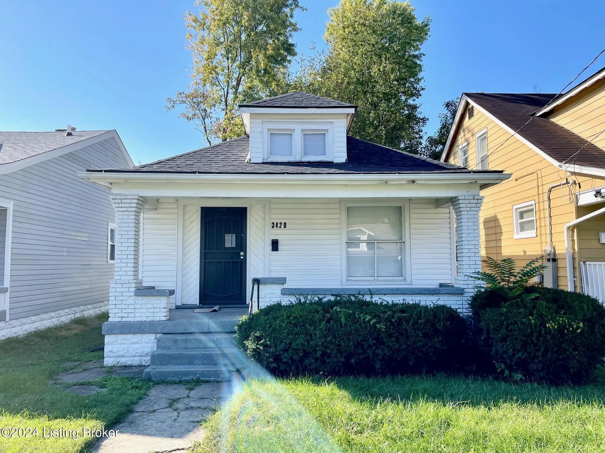 Photo of Listing #1706089